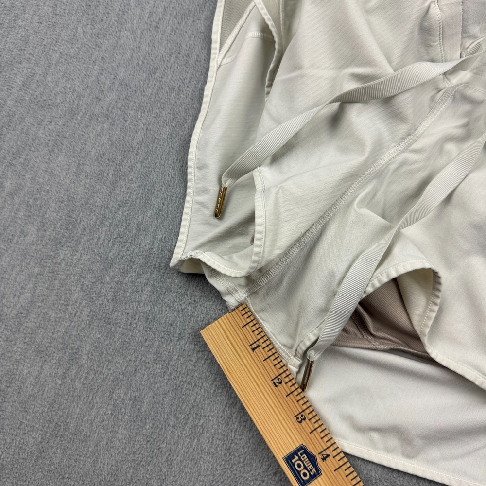 Lululemon Shorts Womens 6 Cream Hotty Hot Lined 2.5" Running Gym Workout W7ACRR - Picture 9 of 13